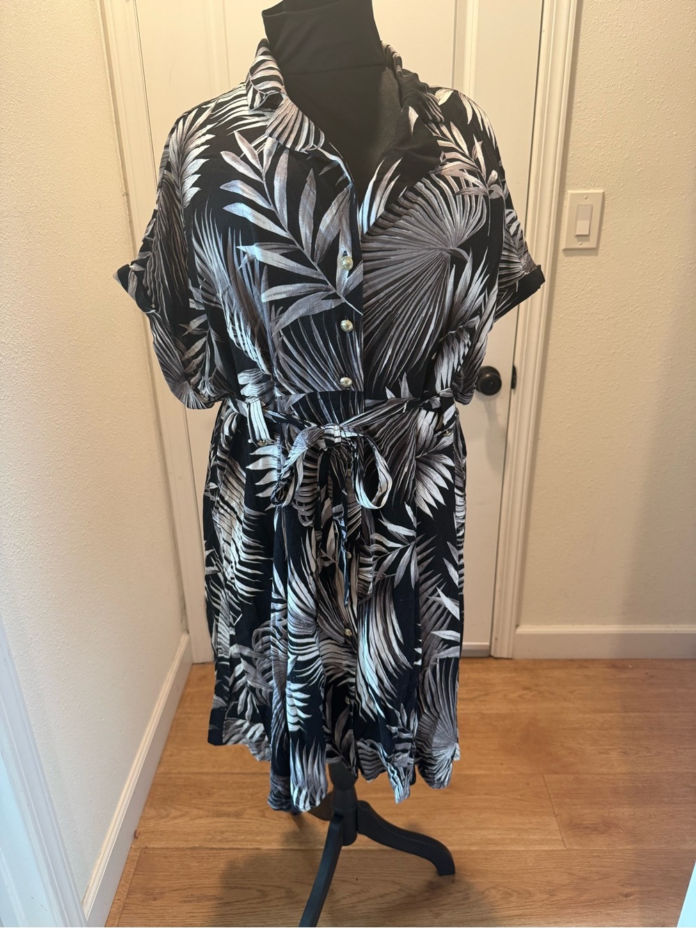 Torrid Linen Black and Gray Textured Jacket
